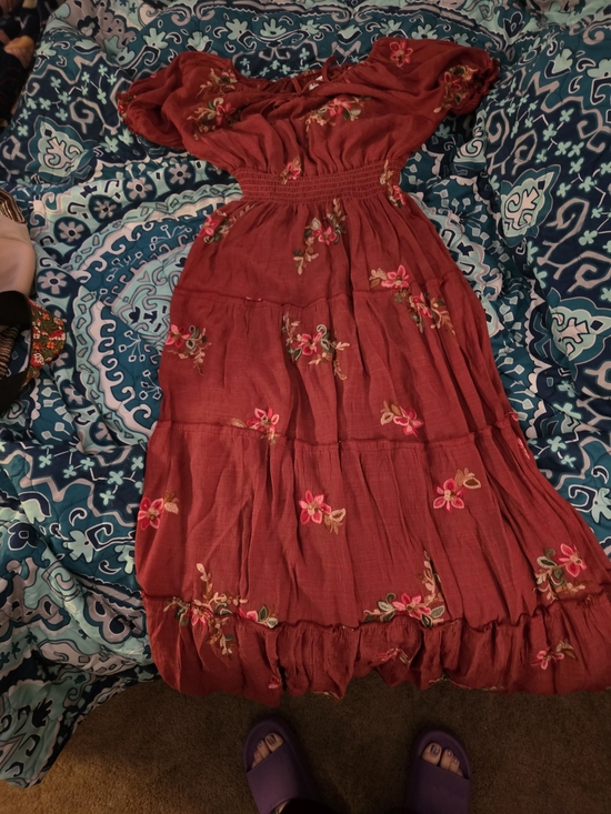 Kindred Dresses & Skirts - Kindred Boho Off-Shoulder Floral Midi Dress in Rust